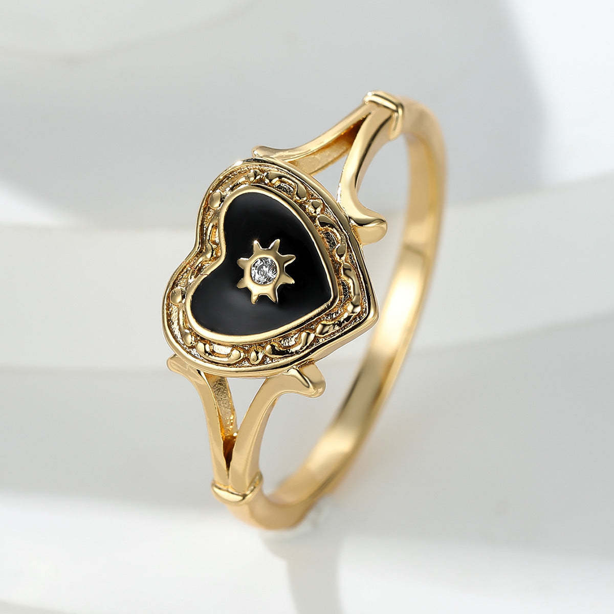 Fashion Gothic Black Enamel Heart Drop Ring